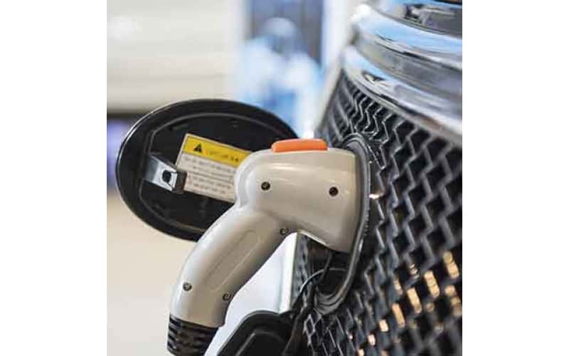 電池路線演變:軟包的機(jī)會(huì)可能更大
